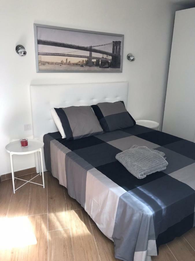 Bungalow Nueva York Коста-Тегісе Екстер'єр фото